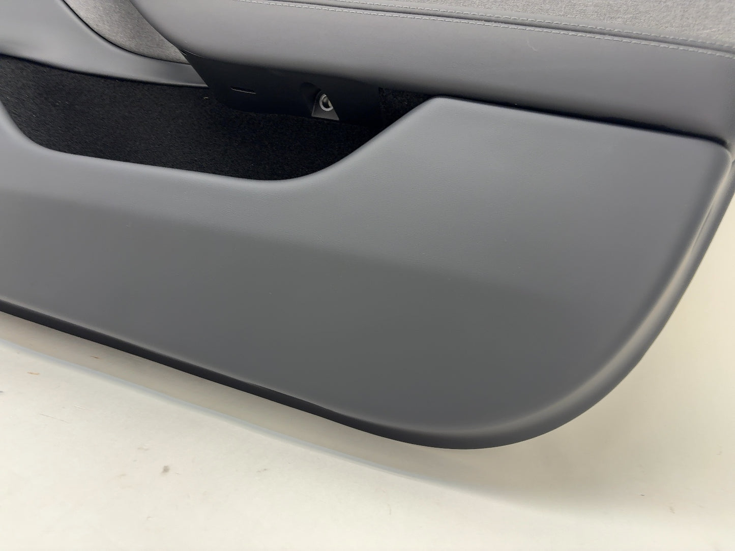 2025 Tesla Model 3 Highland Front Right Door Panel 1776740-20-E