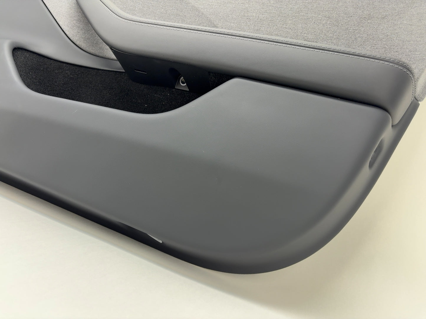 2025 Tesla Model 3 Highland Front Right Door Panel 1776740-20-E