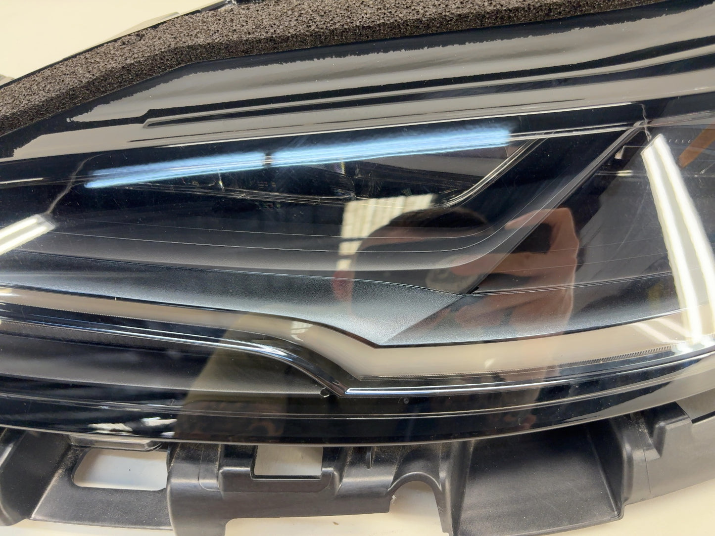 2024-2025 Tesla Model 3 Highland Left Headlamp 1694086-00-G