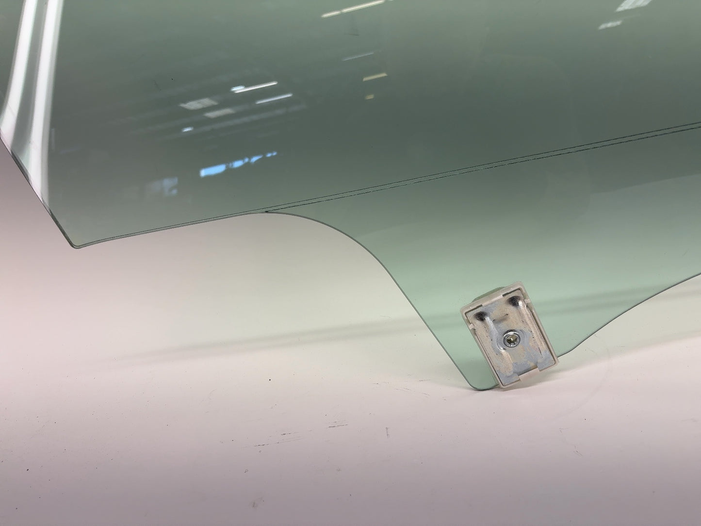 2025 Tesla Model 3 Highland Rear Right Door Glass Laminated 2020916-00-C