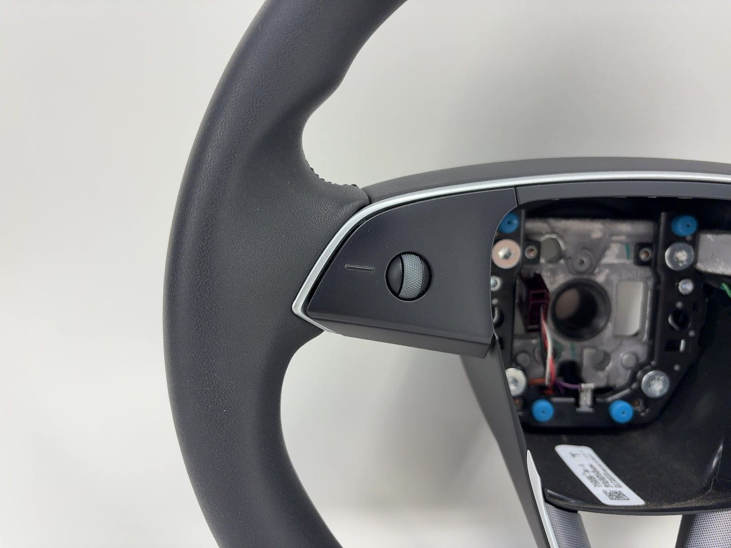 2025 Tesla Model 3 Highland Steering Wheel Pur Leather 1735339-00-G