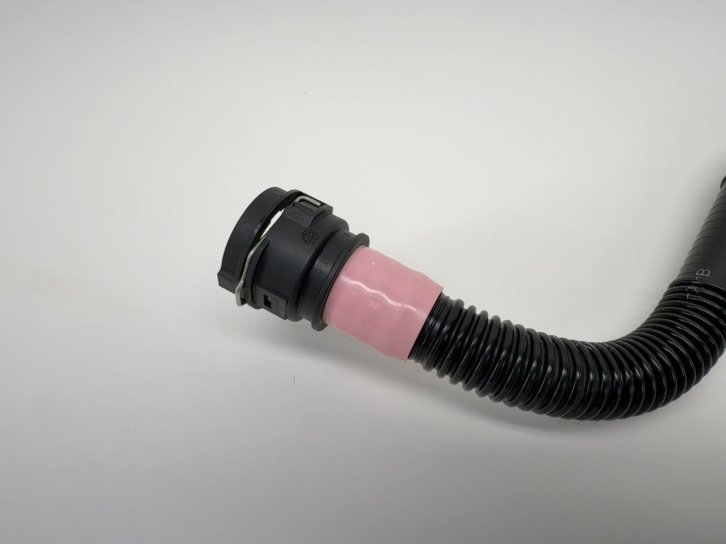 2021 Tesla Model 3 Outlet Radiator Hose 1501325-00-B