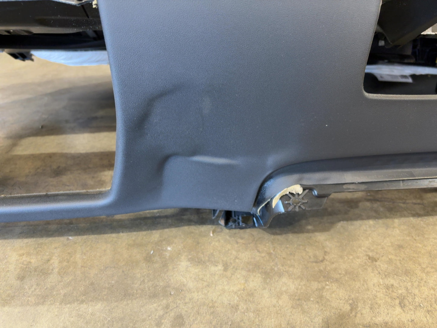 2021-2025 Tesla Model Y Dash Panel With Airbag 1077823-00-G