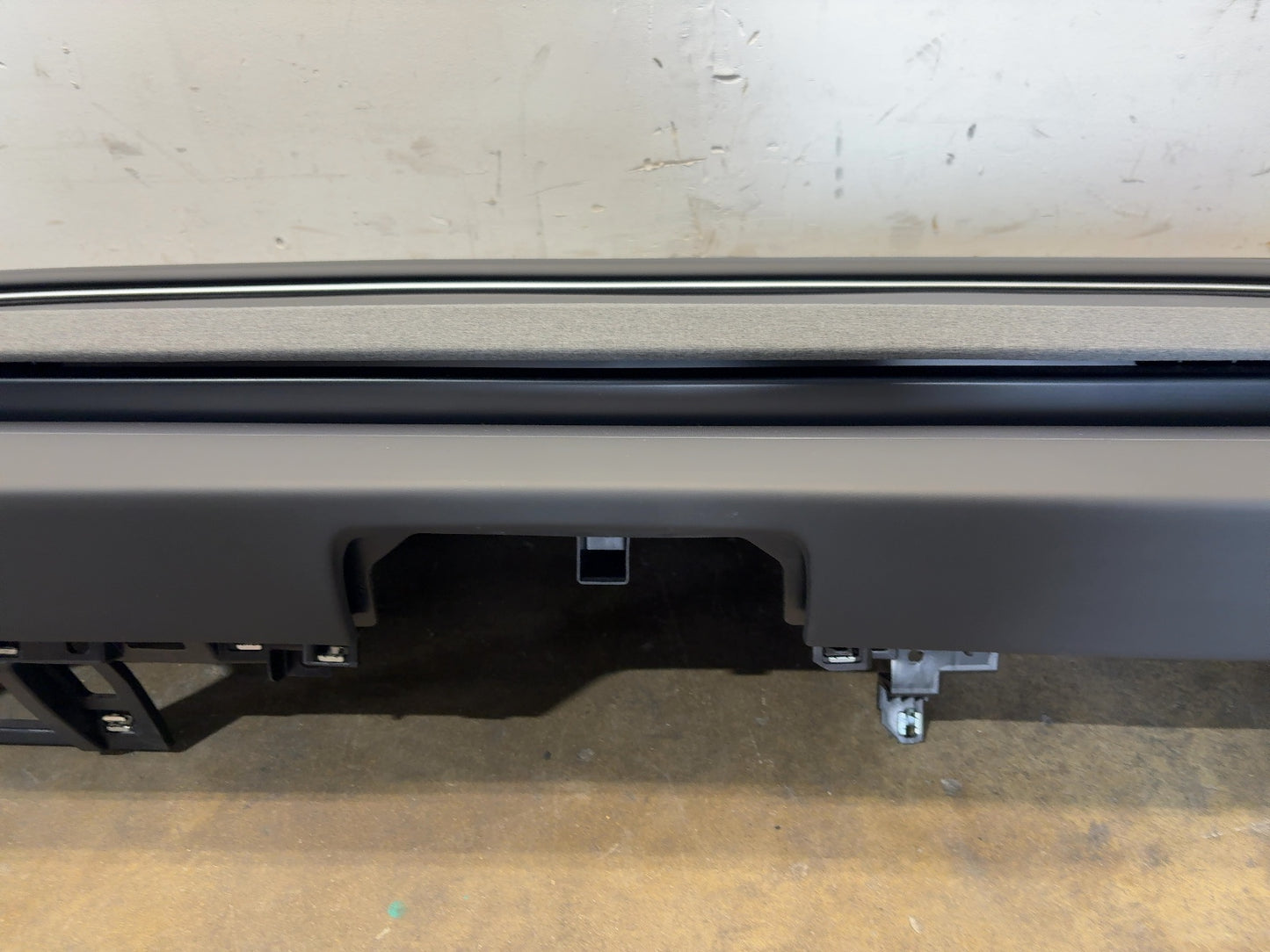 2024-2025 Tesla Model 3 Highland Dash Instrument Panel With Airbag And Wrap Around 1774464-25-F