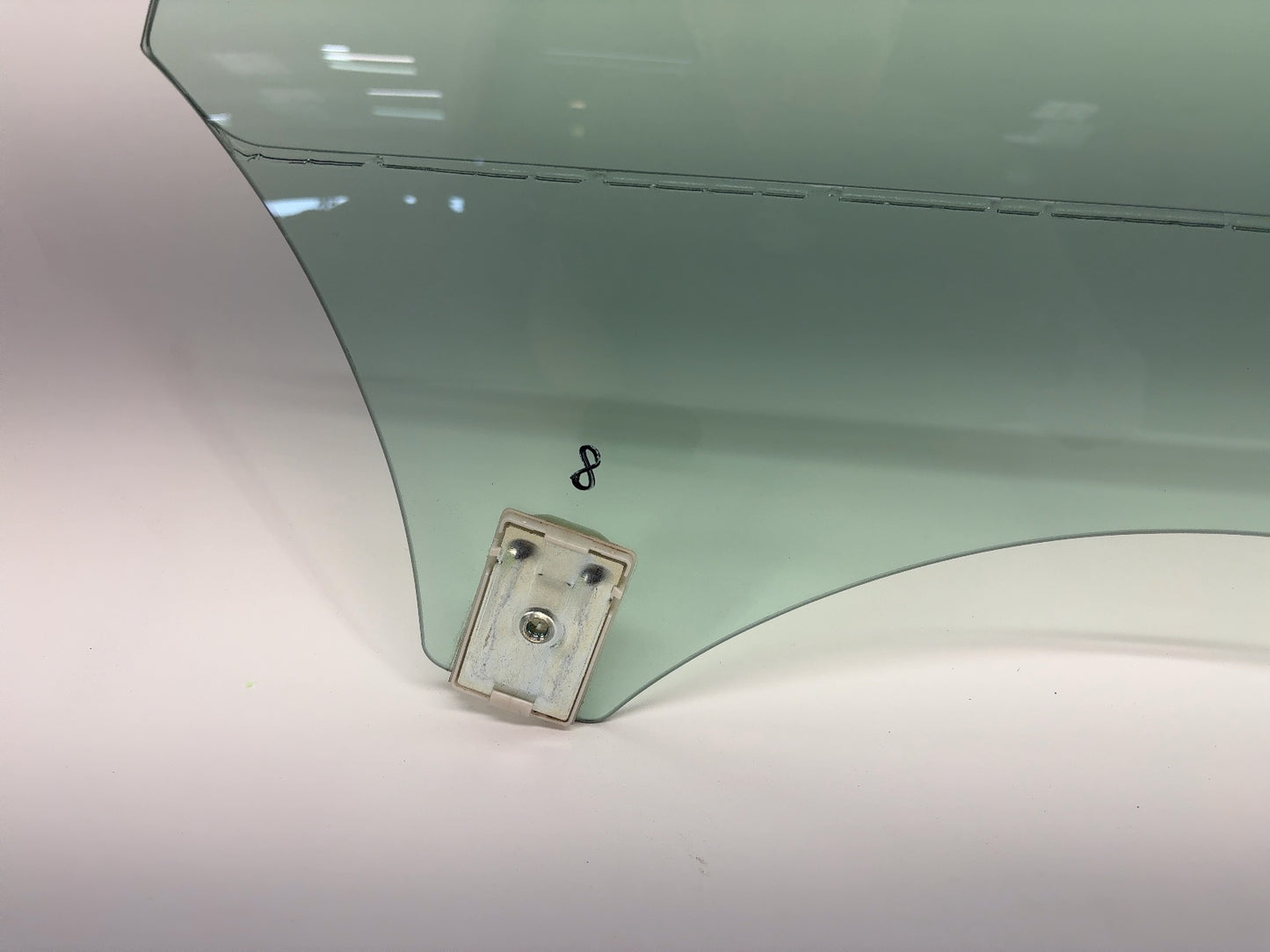 2025 Tesla Model 3 Highland Rear Left Door Glass Laminated 2020915-00-C