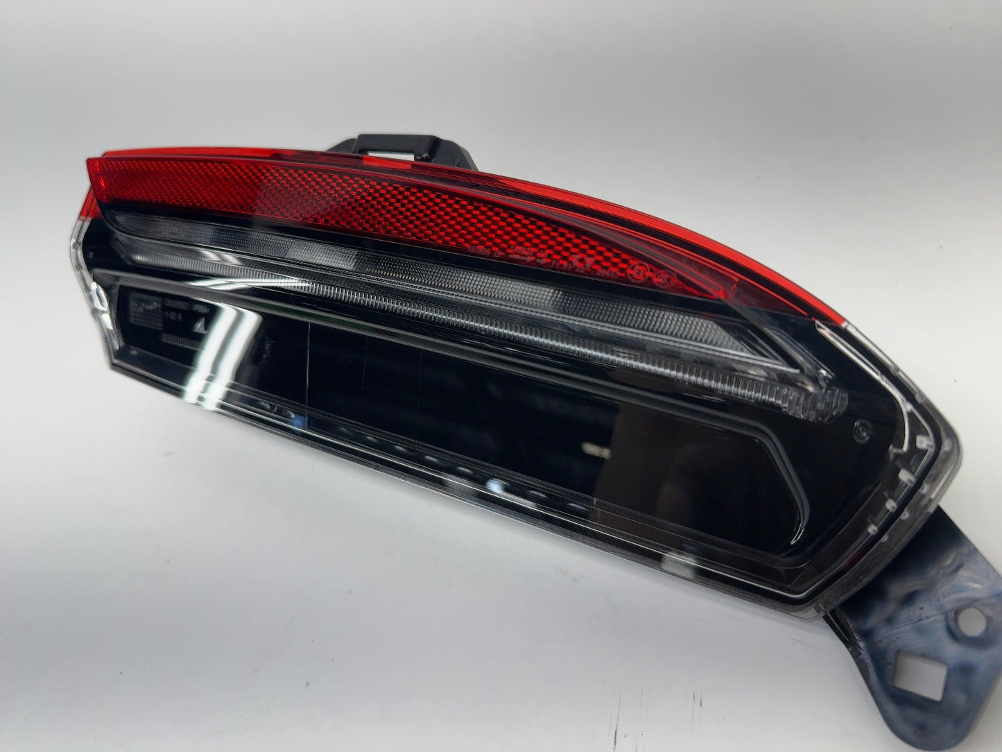2025 Tesla Model 3 Highland Rear Bumper Right Light 1712514-00-E