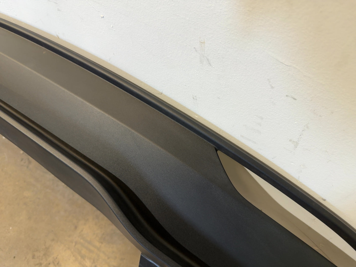 2025-2026 Tesla Model 3 Highland Rear Bumper Lower 1582581-00-D