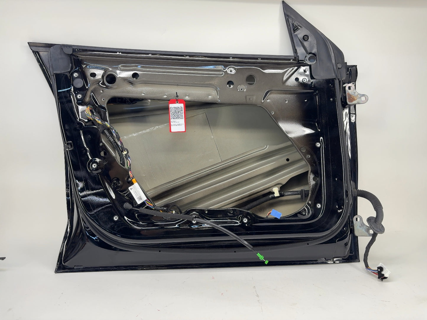 2020-2025 Tesla Model Y Front Left Door Shell 1505460-E0-A