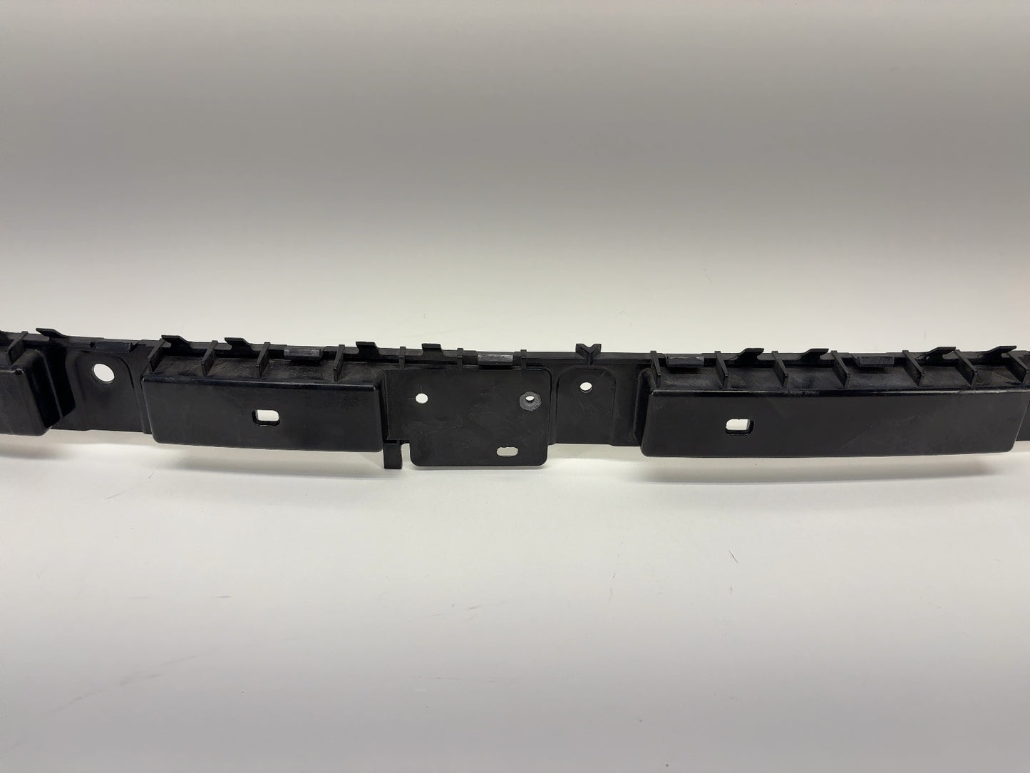 2018 Tesla Model 3 Bracket Rear Center 1121191-00-C