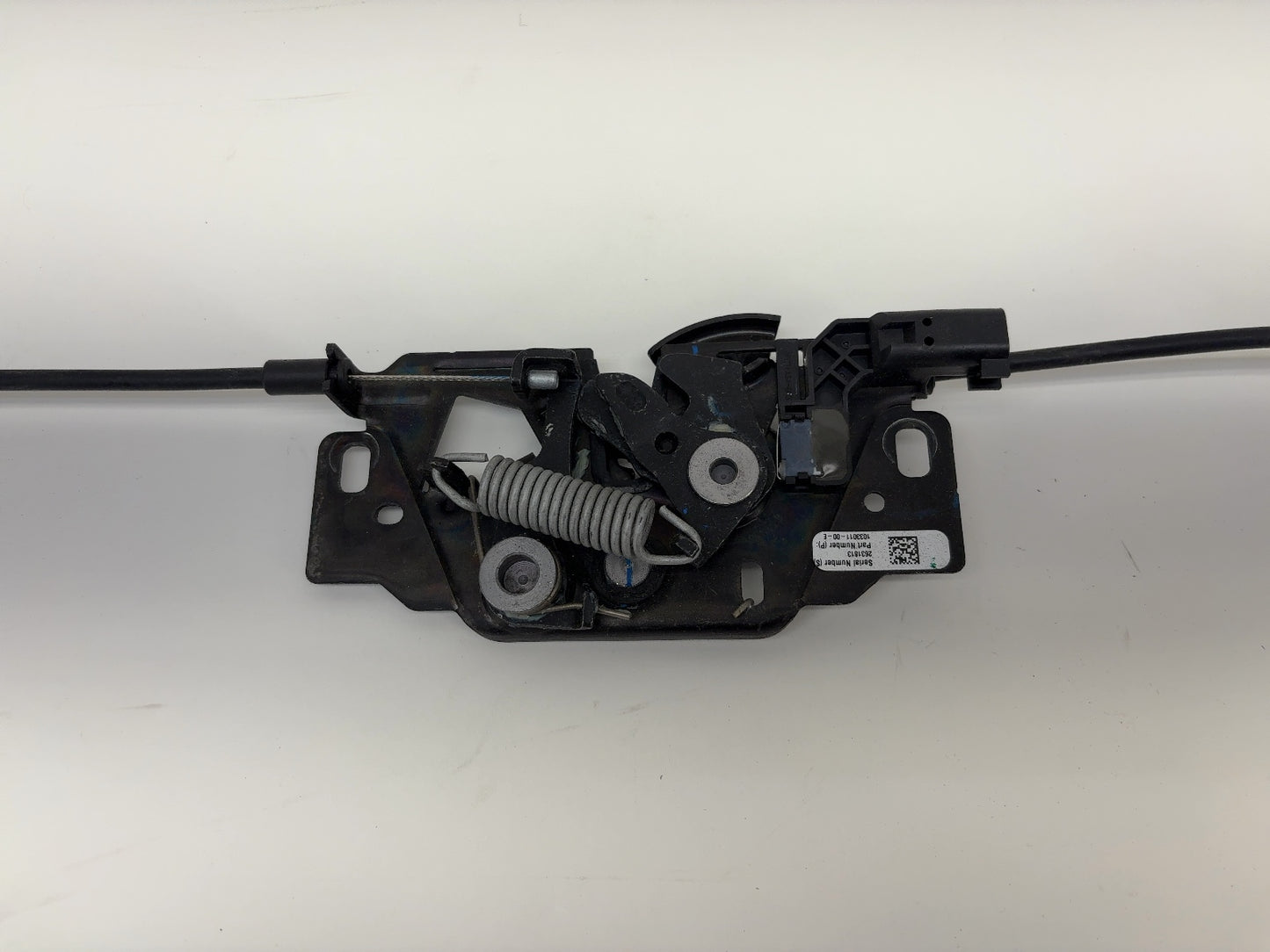 2018 Tesla Model 3 Hood Latch With Actuators 1033011-00-E