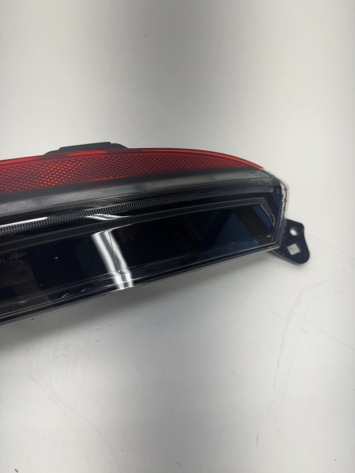 2025-2026 Tesla Model 3 Highland Rear Bumper Right Light 1712514-00-E
