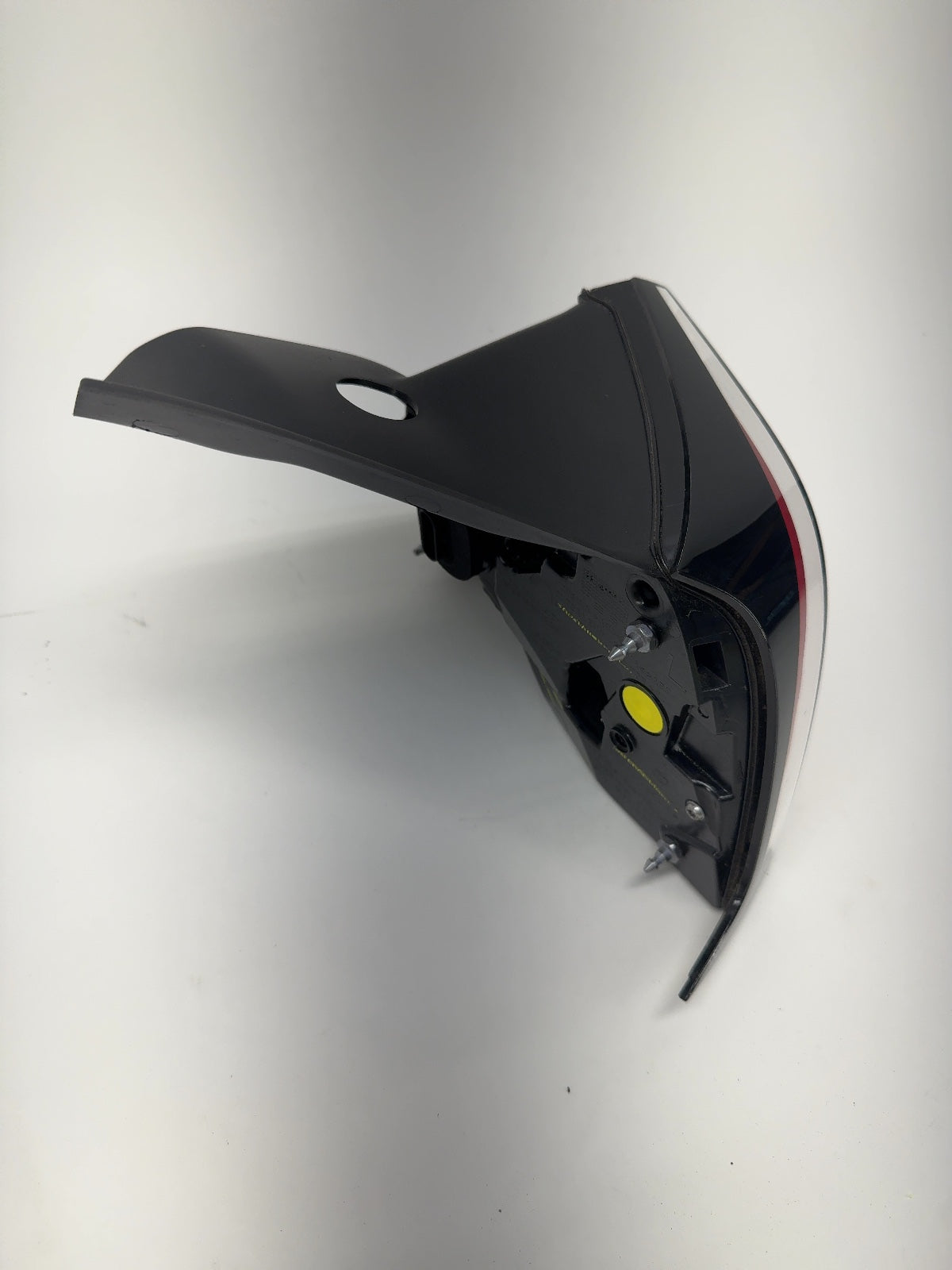 2021-2025 Tesla Model Y Left Tail Lamp Quarter Mounted Global 1502086-00-D