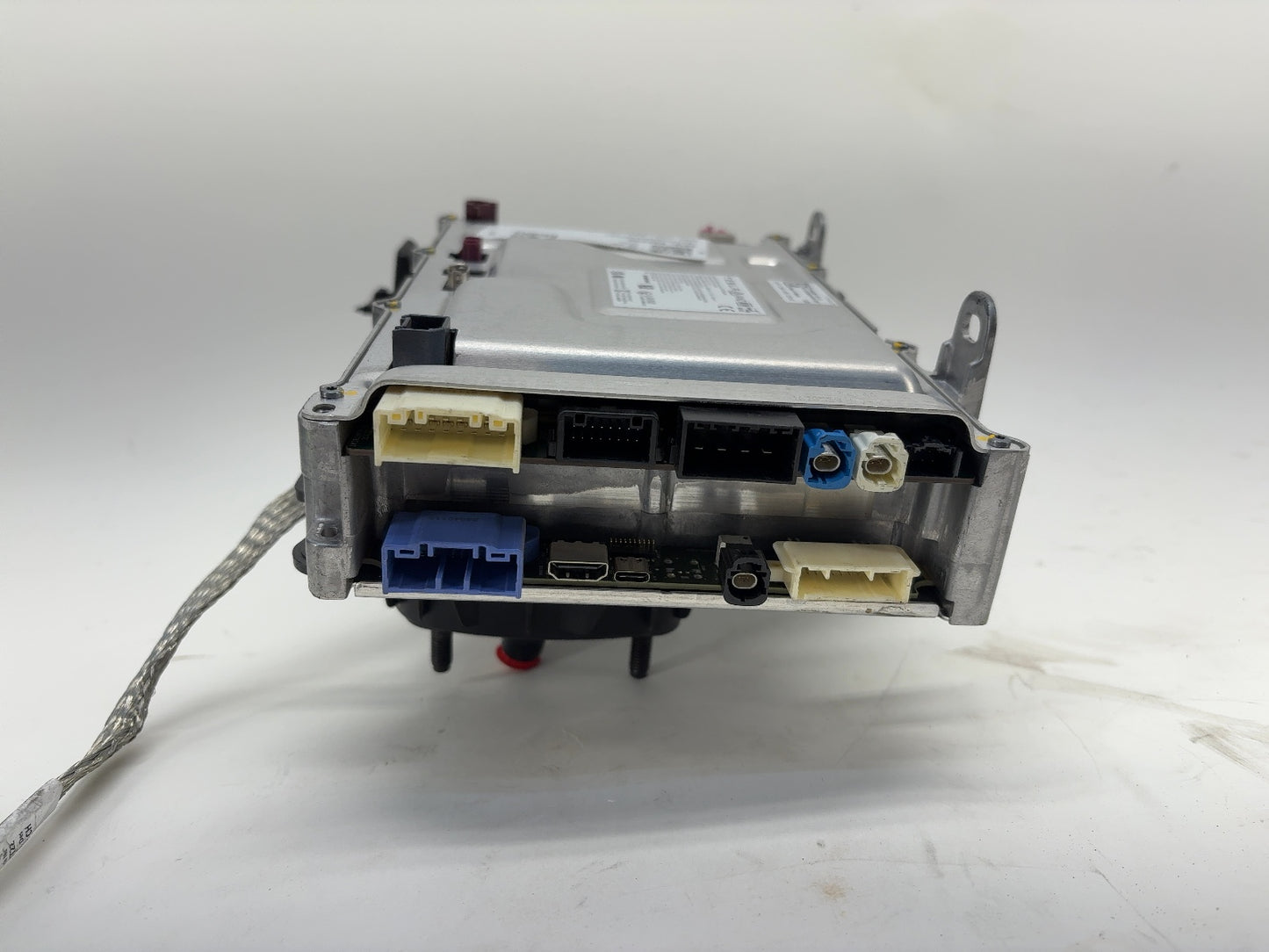 2021-2023 Tesla Model Y Car Computer 1684435-00-G