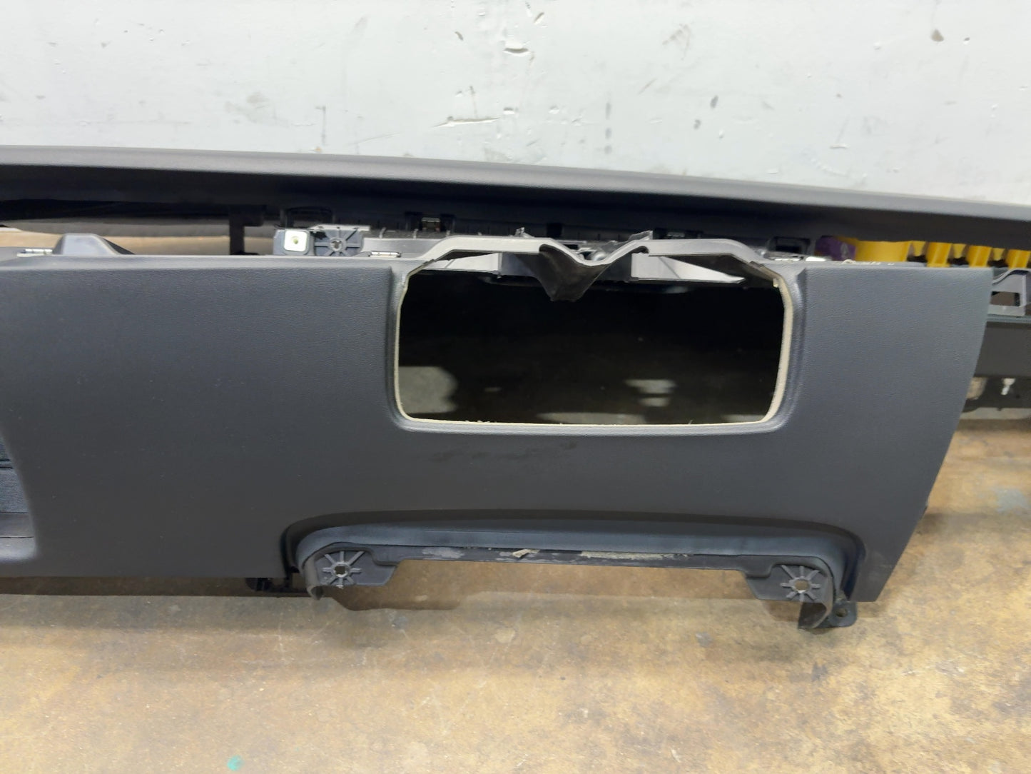 2021-2025 Tesla Model 3 Dash Panel With Airbag 1077823-00-G