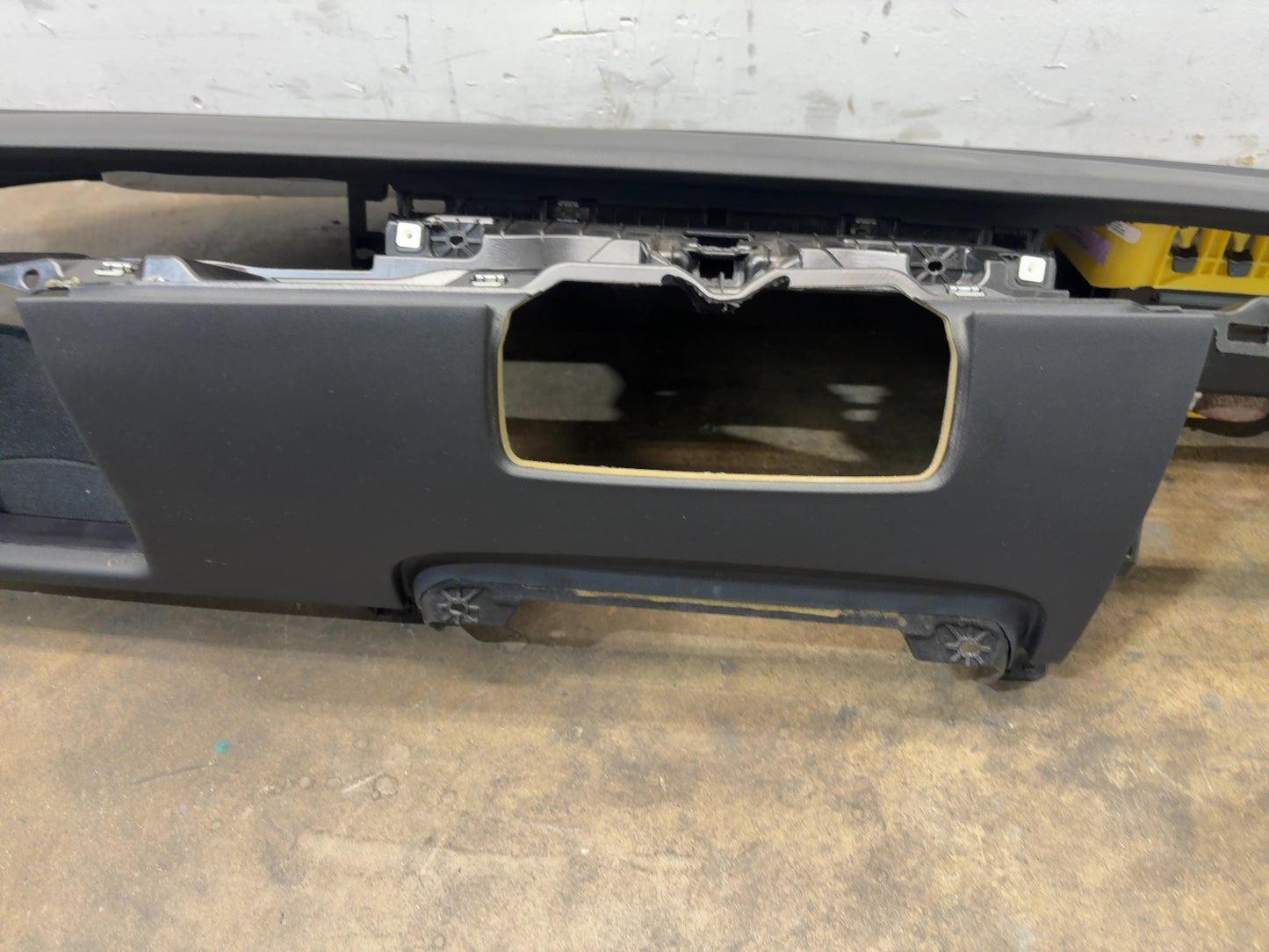 2021-2025 Tesla Model Y Dash Panel With Airbag 1077823-00-G