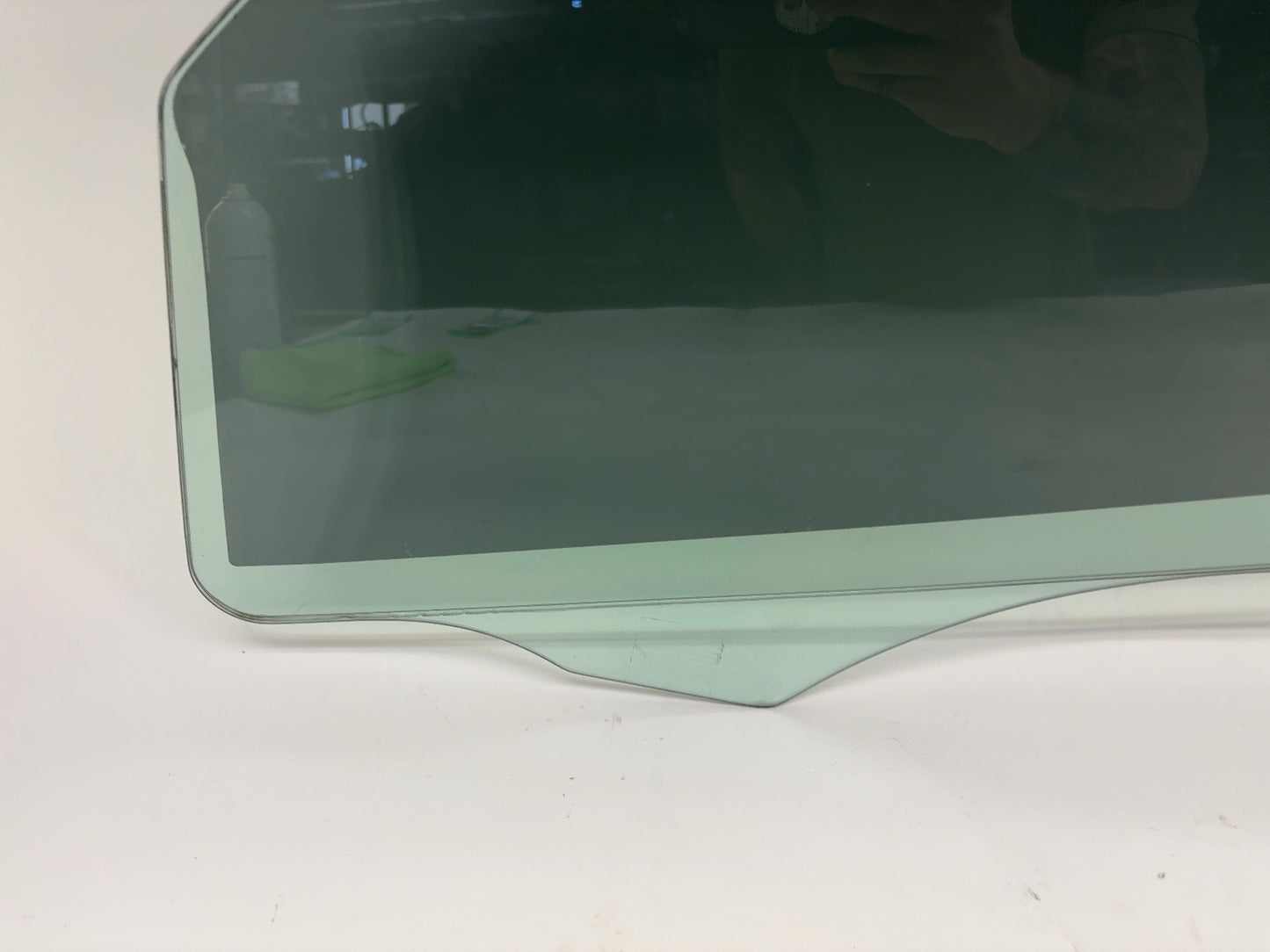 2021-2026 Tesla Model Y Front Left Door Glass Laminated Note 1906068-00-A