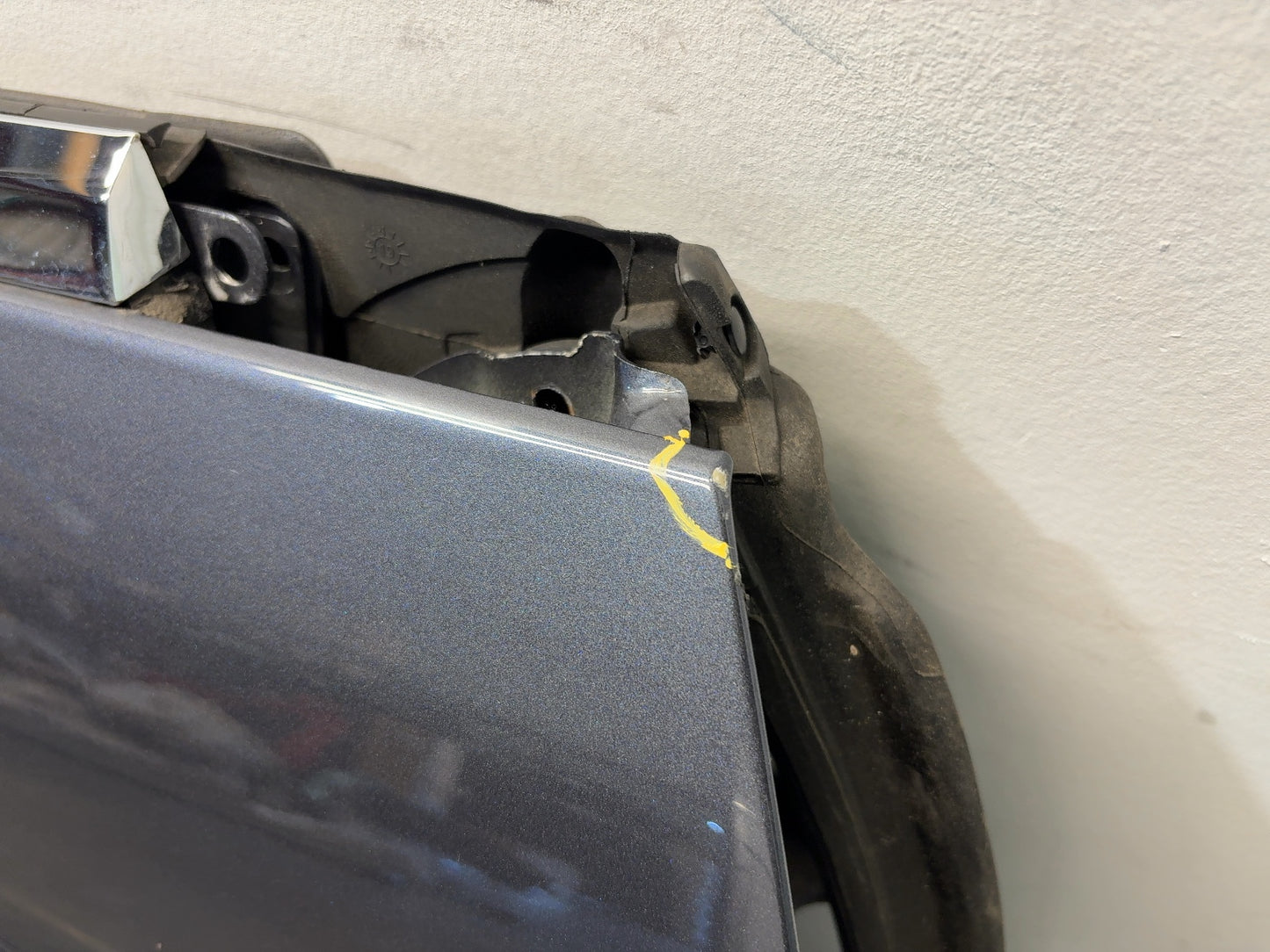 2020 Tesla Model X Front Right Door Shell 1069536-E0-C