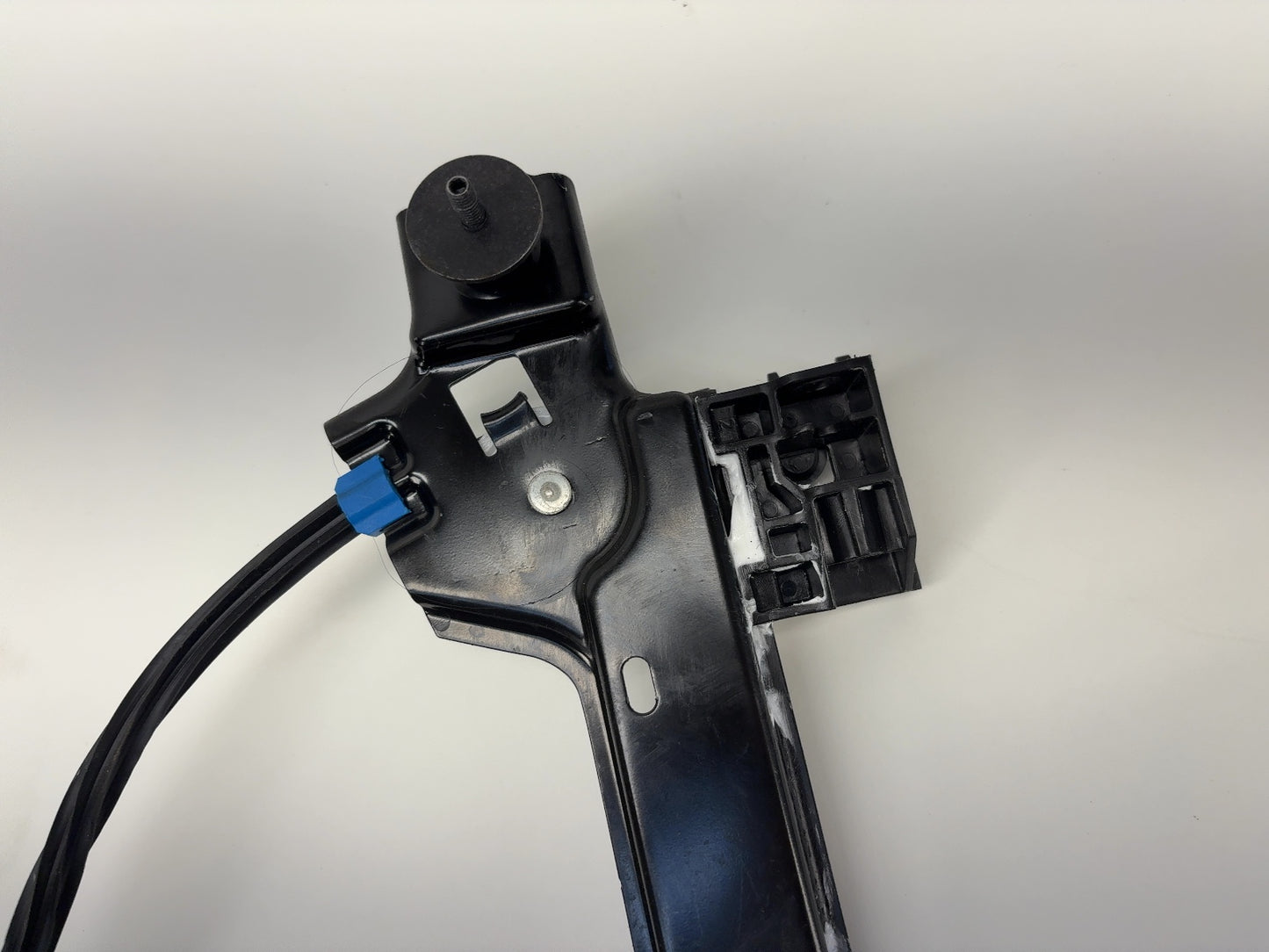 2018 Tesla Model X Rear Right Door Window Regulator 1028821-00-E