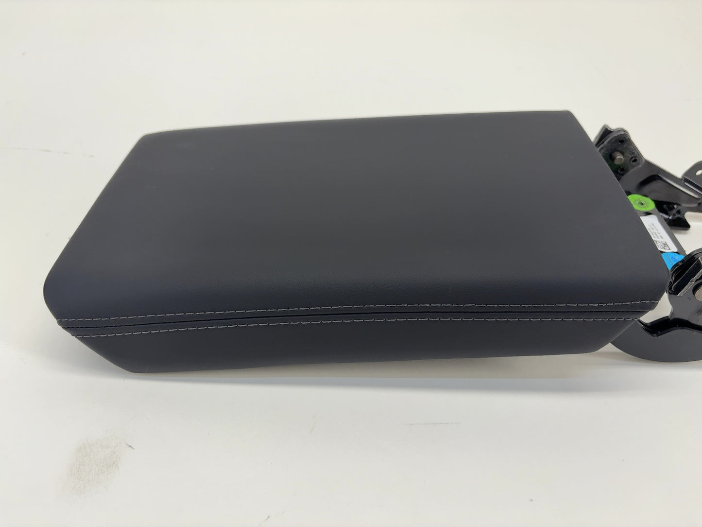 2025-2026 Tesla Model 3 Highland Center Console Armrest 1714422-24-G