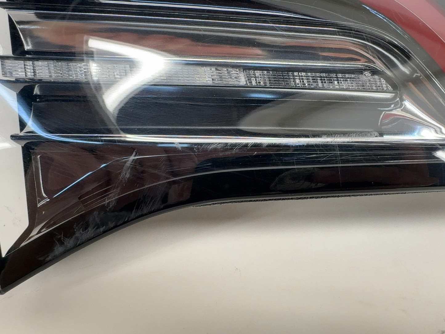 2021-2022 Tesla Model 3 Tail Lamp Liftgate Trunk Left 1077401-00-G