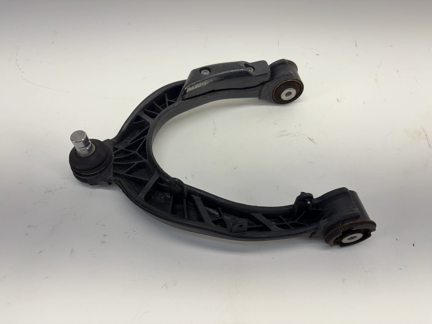 2020 Tesla Model 3 Front Left Upper Control Arm 1044321-00-G