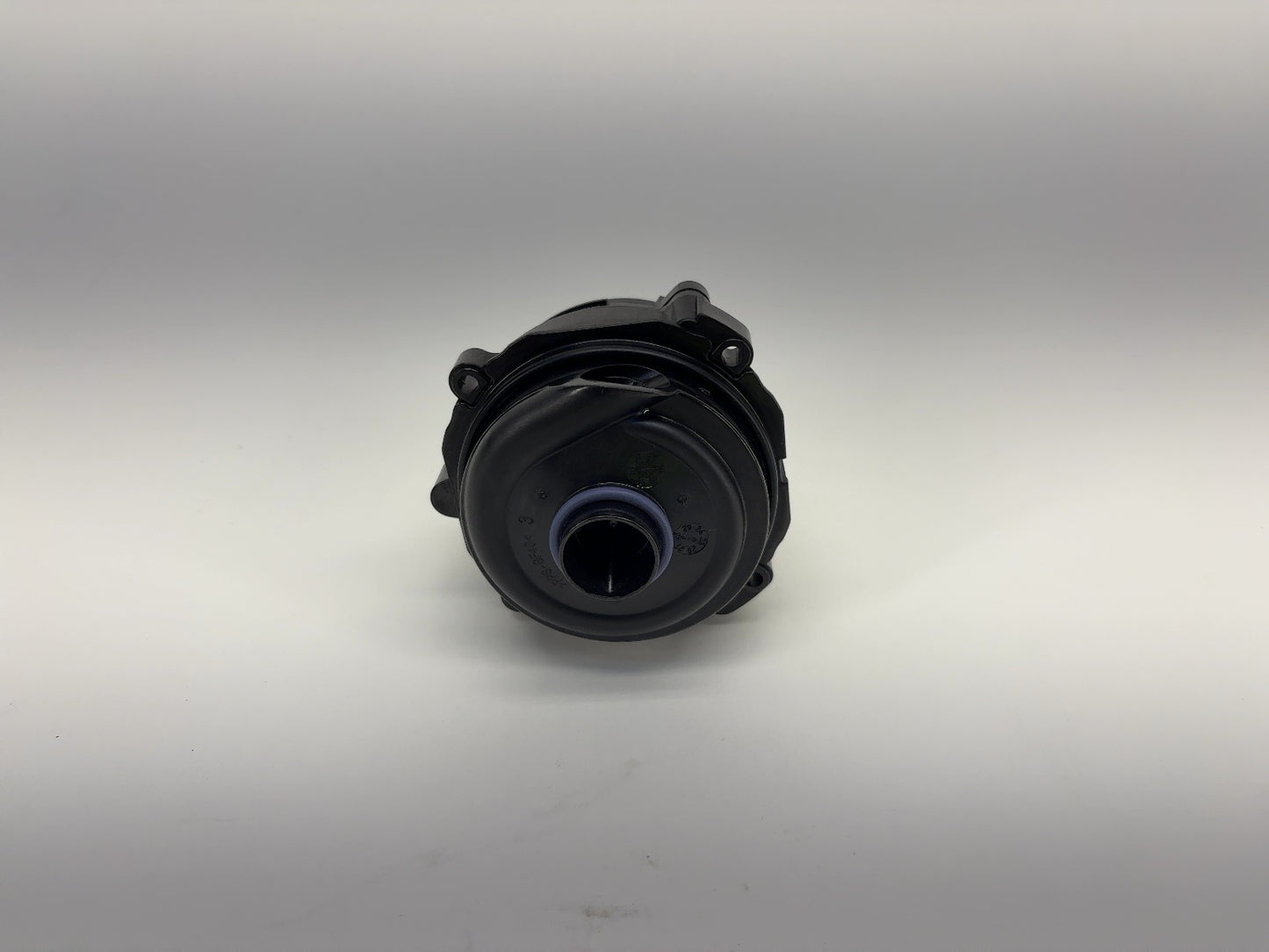 2023 Tesla Model Y Supermanifold Coolant Pump 1492611-00-A