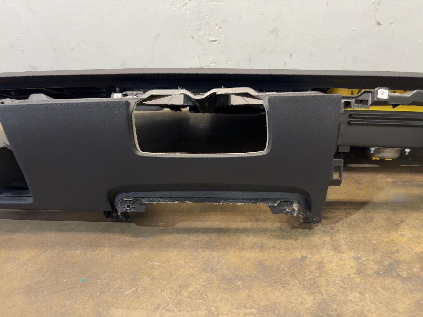 2020-2025 Tesla Model 3 Dash Panel With Airbag 1077823-00-G