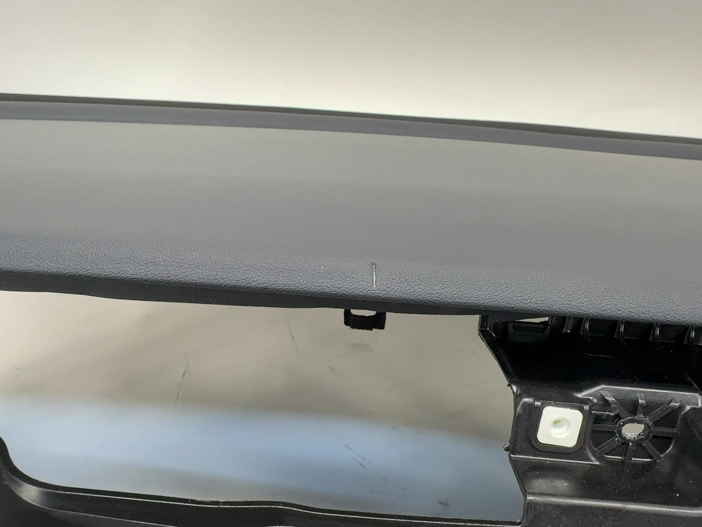 2020-2025 Tesla Model 3 Dash Panel With Airbag 1077823-00-G