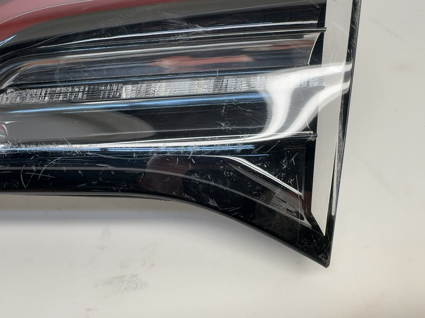2020-2023 Tesla Model 3 Right Tail Lamp Trunk Mounted 1077402-00-G