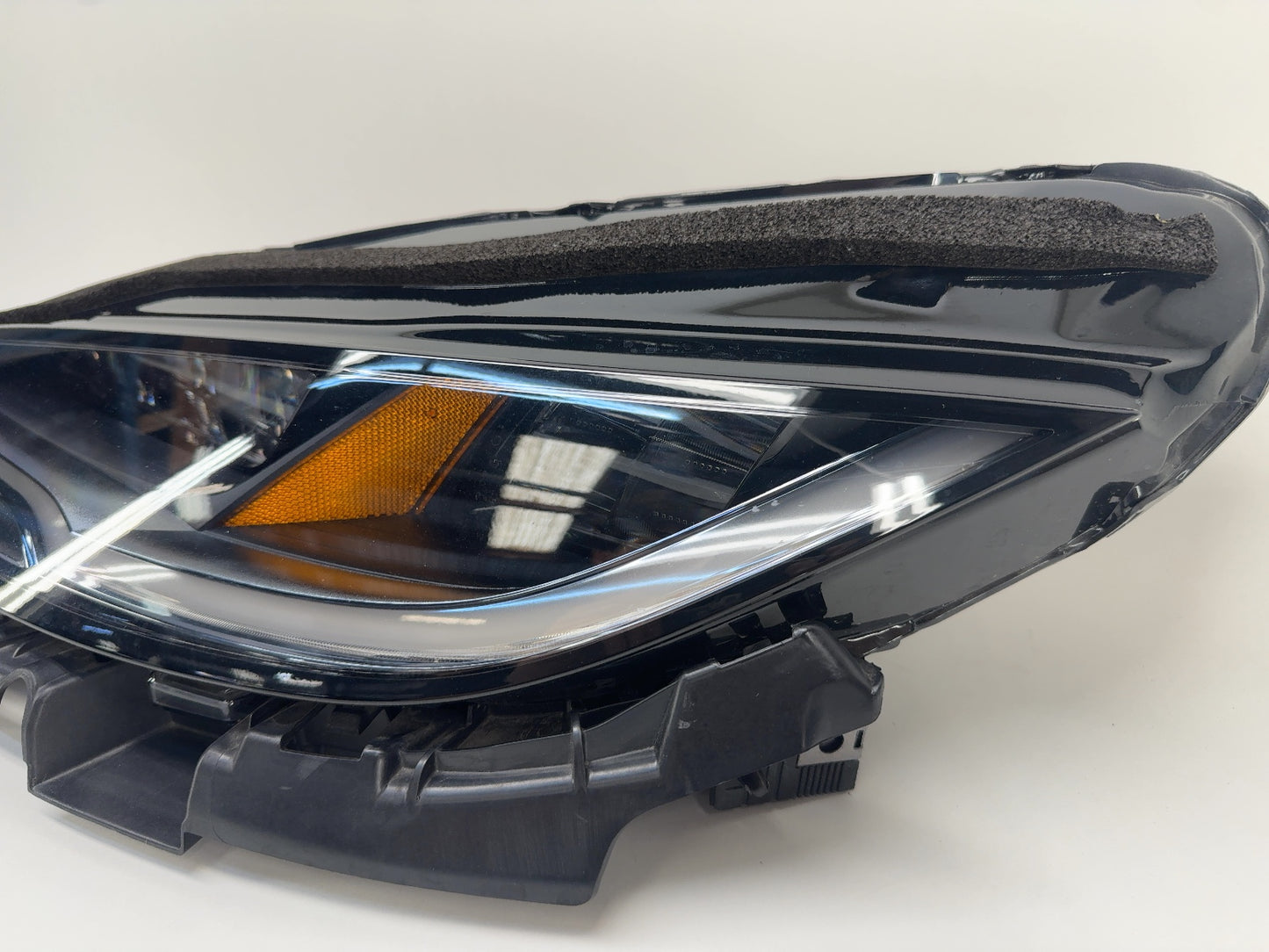 2025 Tesla Model 3 Highland Left Headlamp 1694086-00-H
