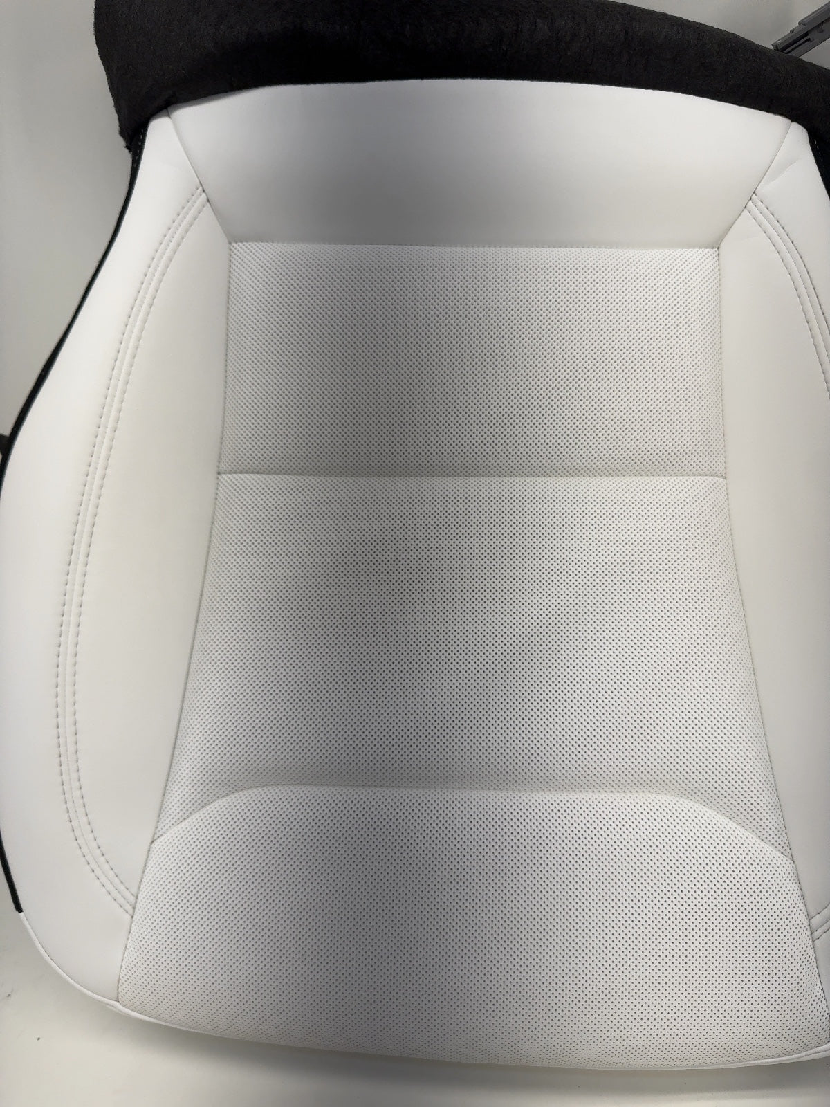 2025 Tesla Model 3 Highland Front Left Seat Lower Cushion White 1997744-02-C