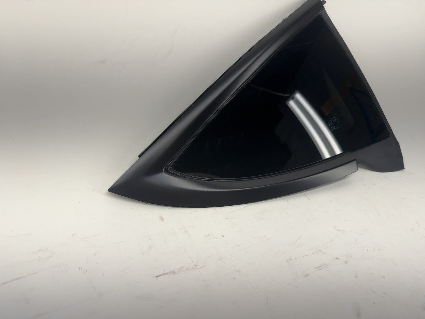 2025-2026 Tesla Model 3 Highland Rear Quarter Glass Right Black 1915484-20-C