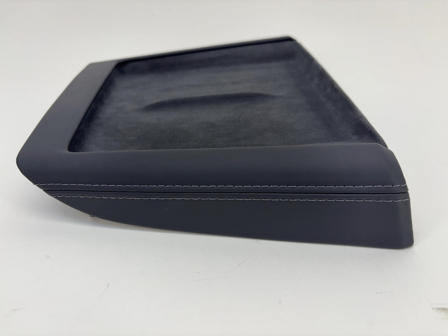 2025-2026 Tesla Model 3 Highland Wireless Charging Module & Pad 1761810-00-D