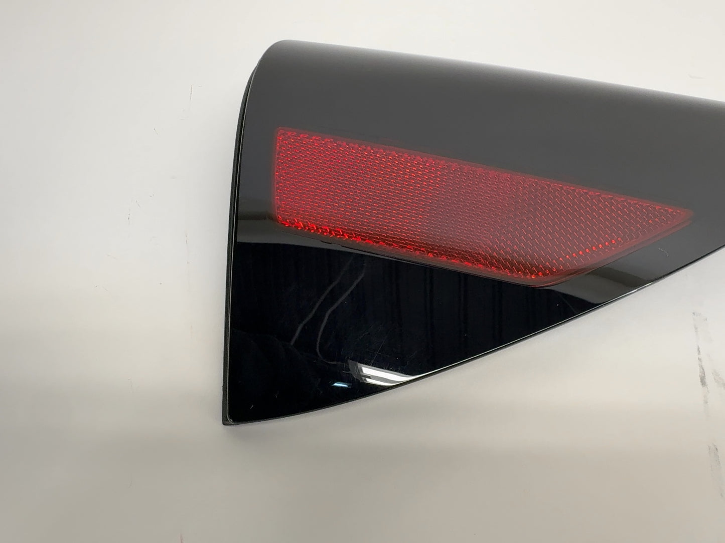 2025-2026 Tesla Model 3 Highland Right Quarter Reflector 1715105-30-A