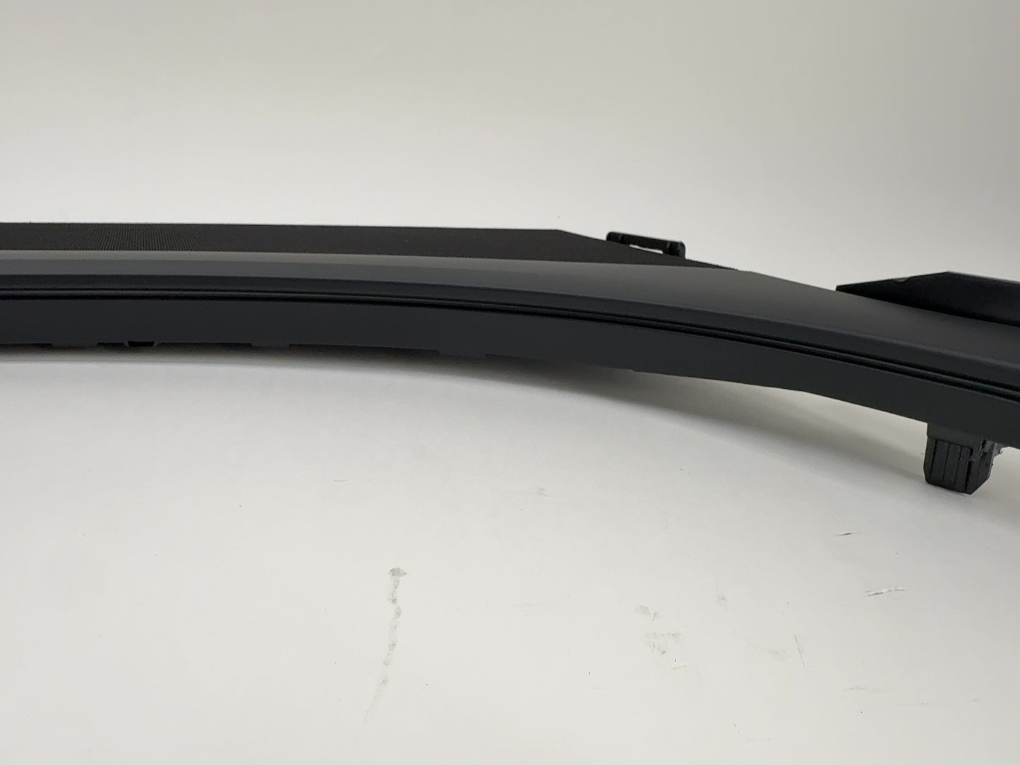 2026 Tesla Model Y Juniper Instrument Panel Wrap Around 1935944-70-E