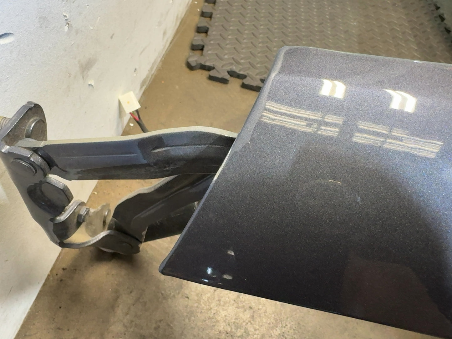 2021-2023 Tesla Model 3 Trunk Lid Assembly 1601460-E0-A