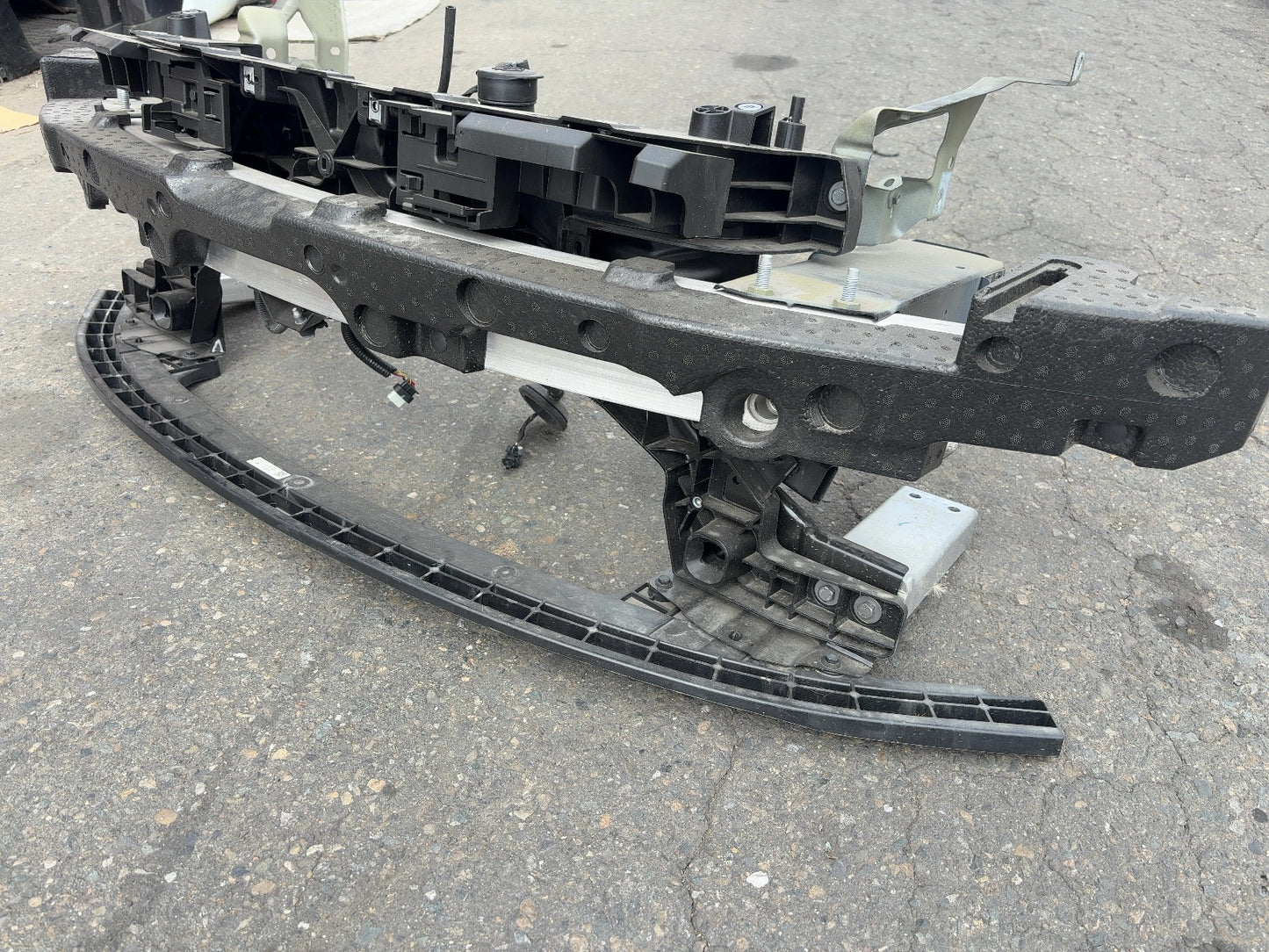 2025 Tesla Model 3 Highland Front End Assembly 1801918-00-B