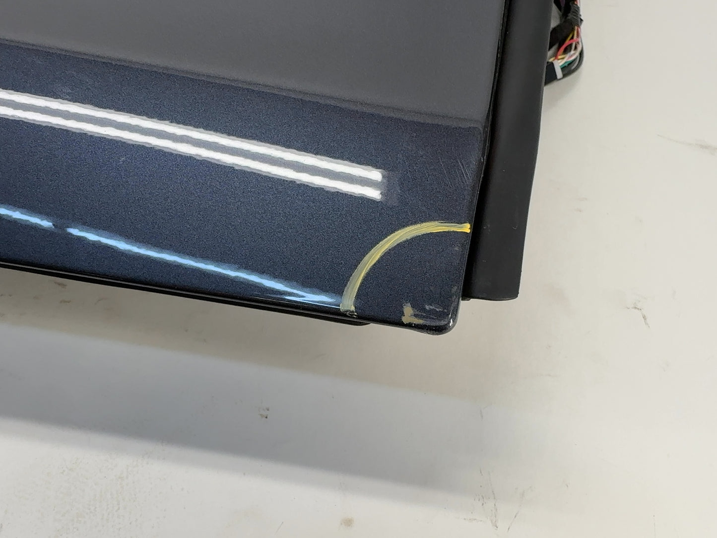2018 Tesla Model S Front Right Door Shell 6006622-E0-G