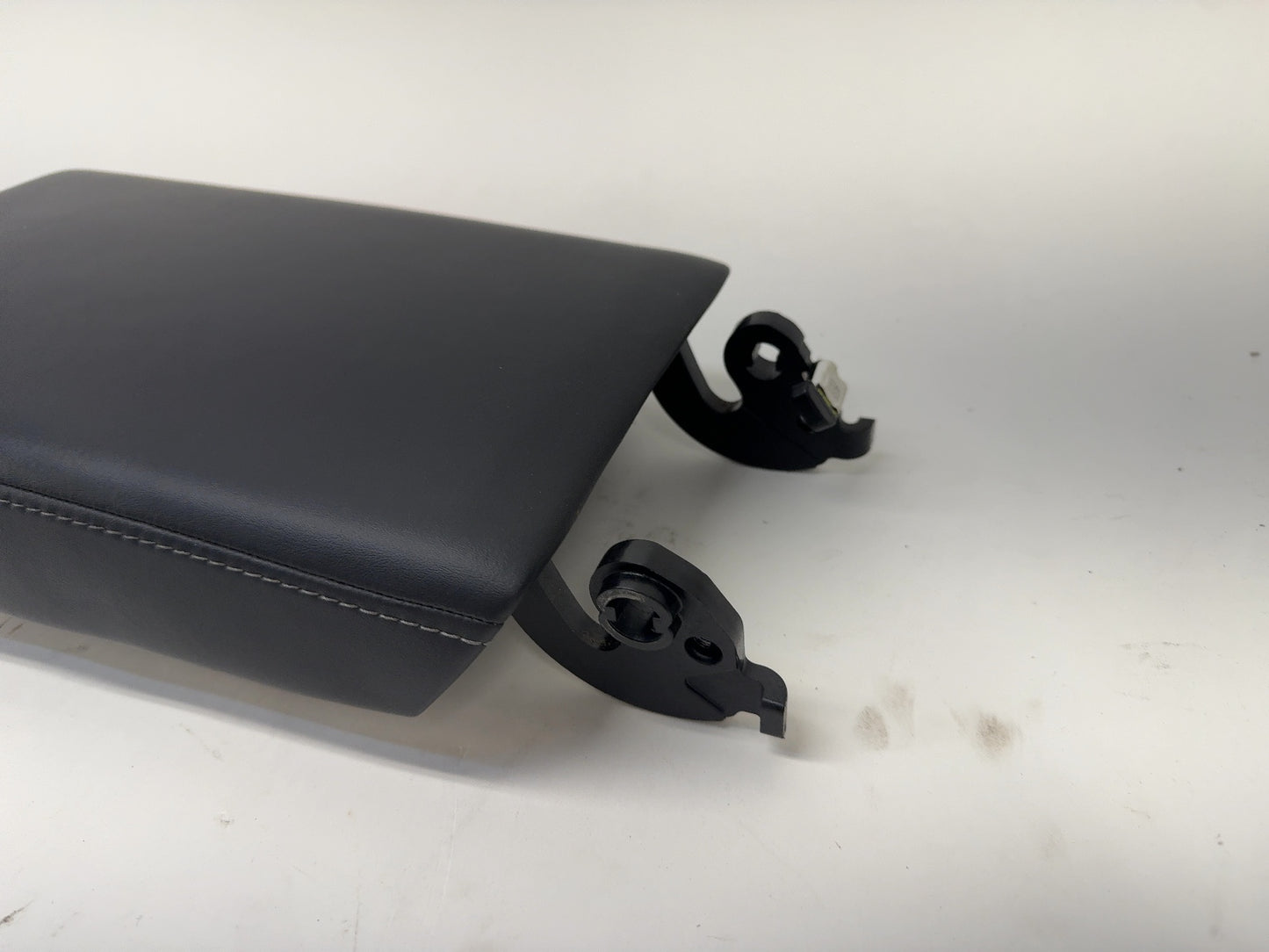2018-2023 Tesla Model 3 Center Console Armrest 1582886-00-B