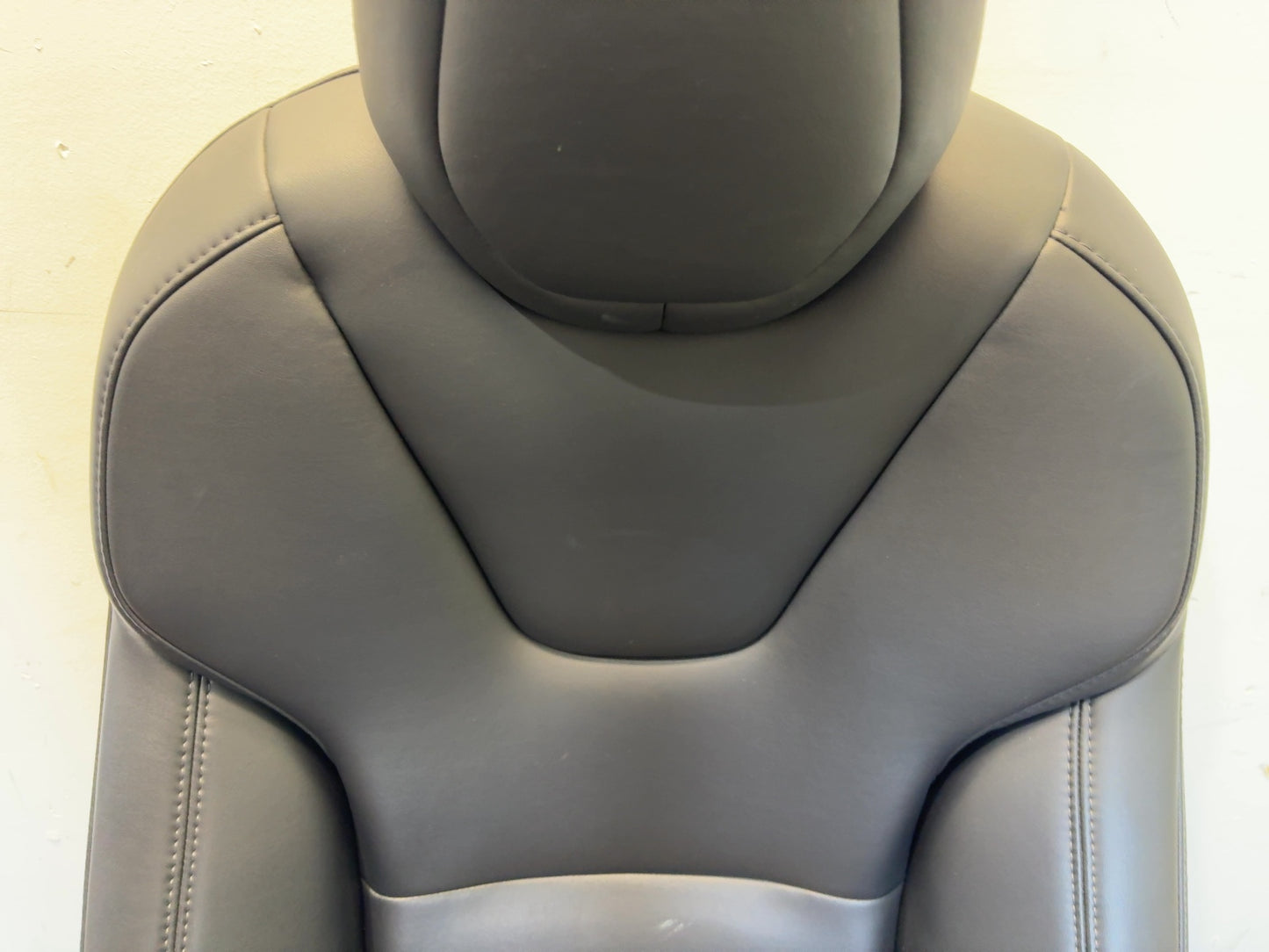 2020 Tesla Model S Front Left Seat Assembly 3876527-02-C