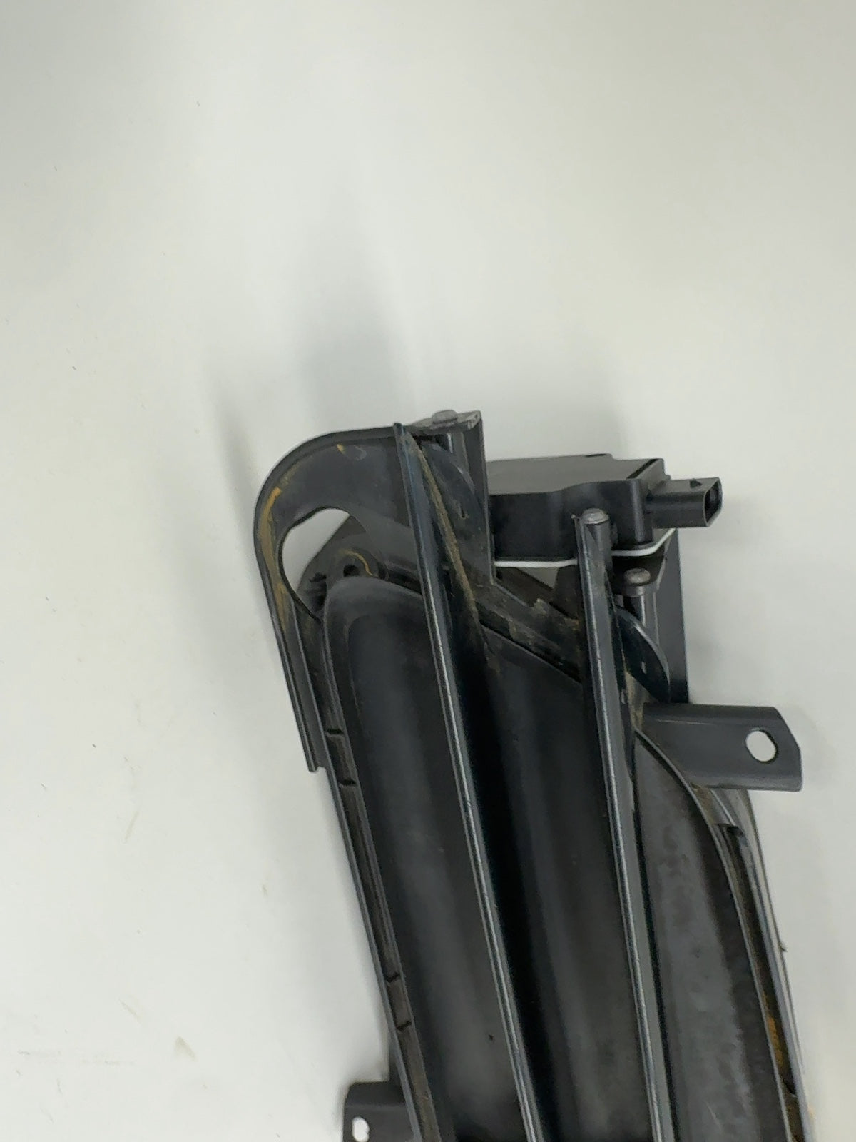 2015-2018 Tesla Model S Active Louvre Left 1007268-00-F