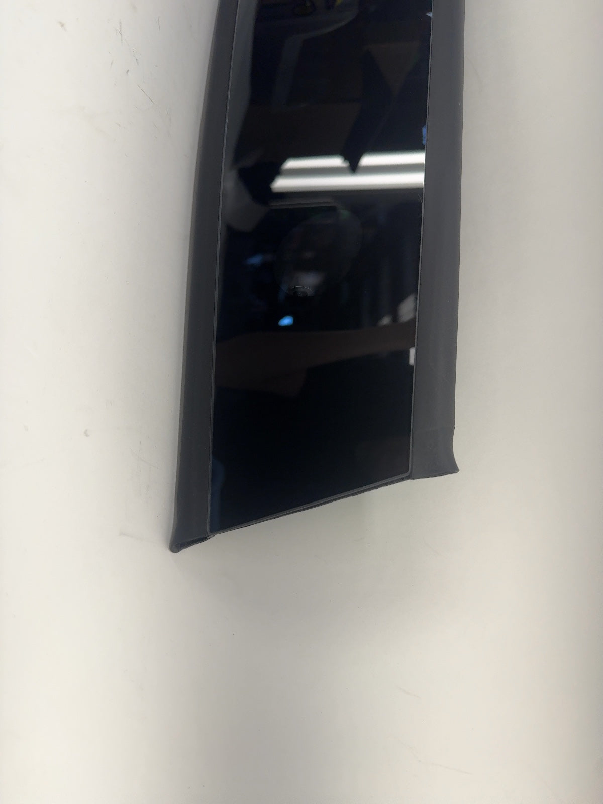 2025-2026 Tesla Model 3 Highland B Pillar Glass With Camera Left 1711762-00-G