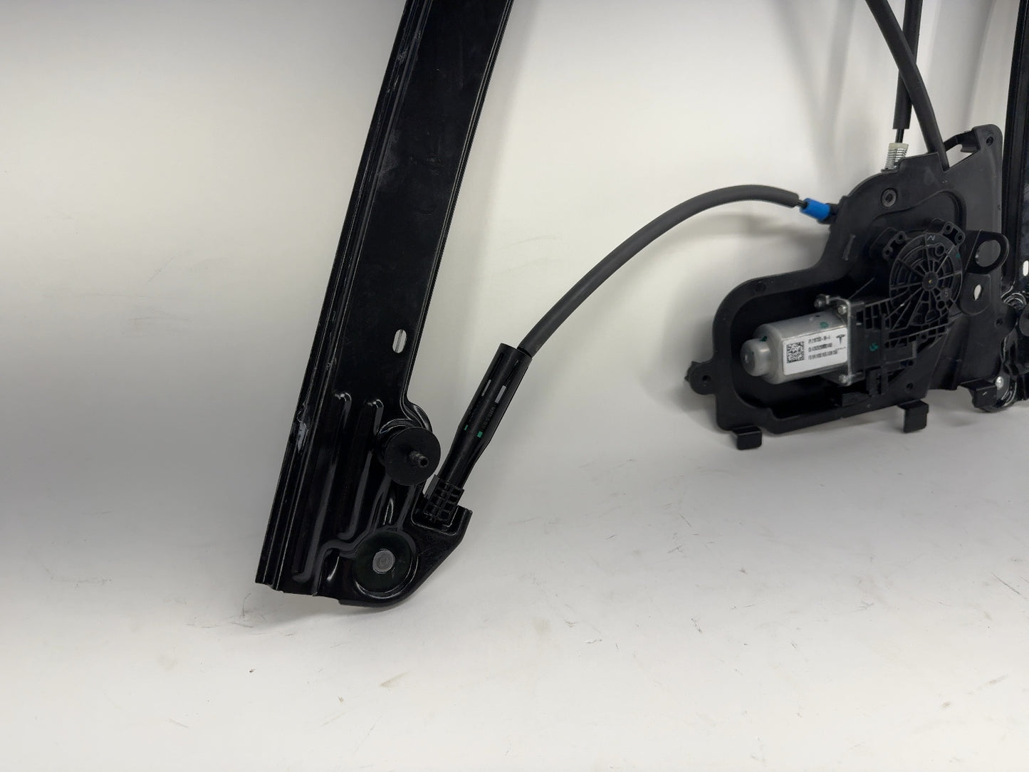 2025 Tesla Model 3 Highland Front Right Door Window Regulator 2187303-99-A