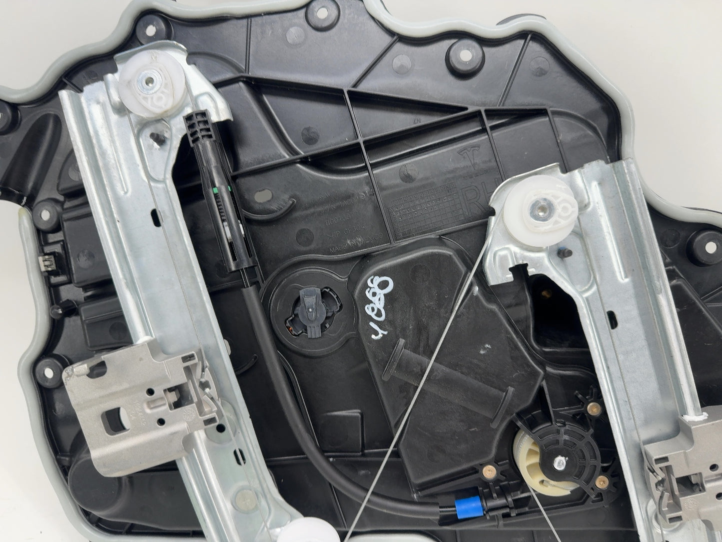 2025 Tesla Model 3 Highland Rear Right Door Window Regulator 2187301-99-A