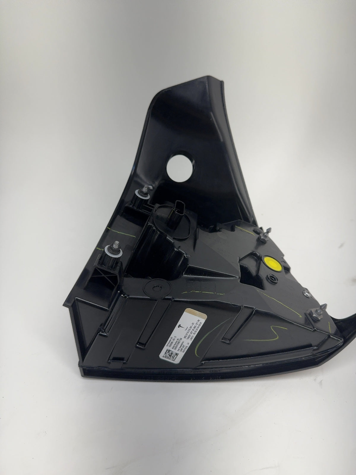 2021-2025 Tesla Model Y Left Tail Lamp Quarter Mounted Global 1502086-00-D