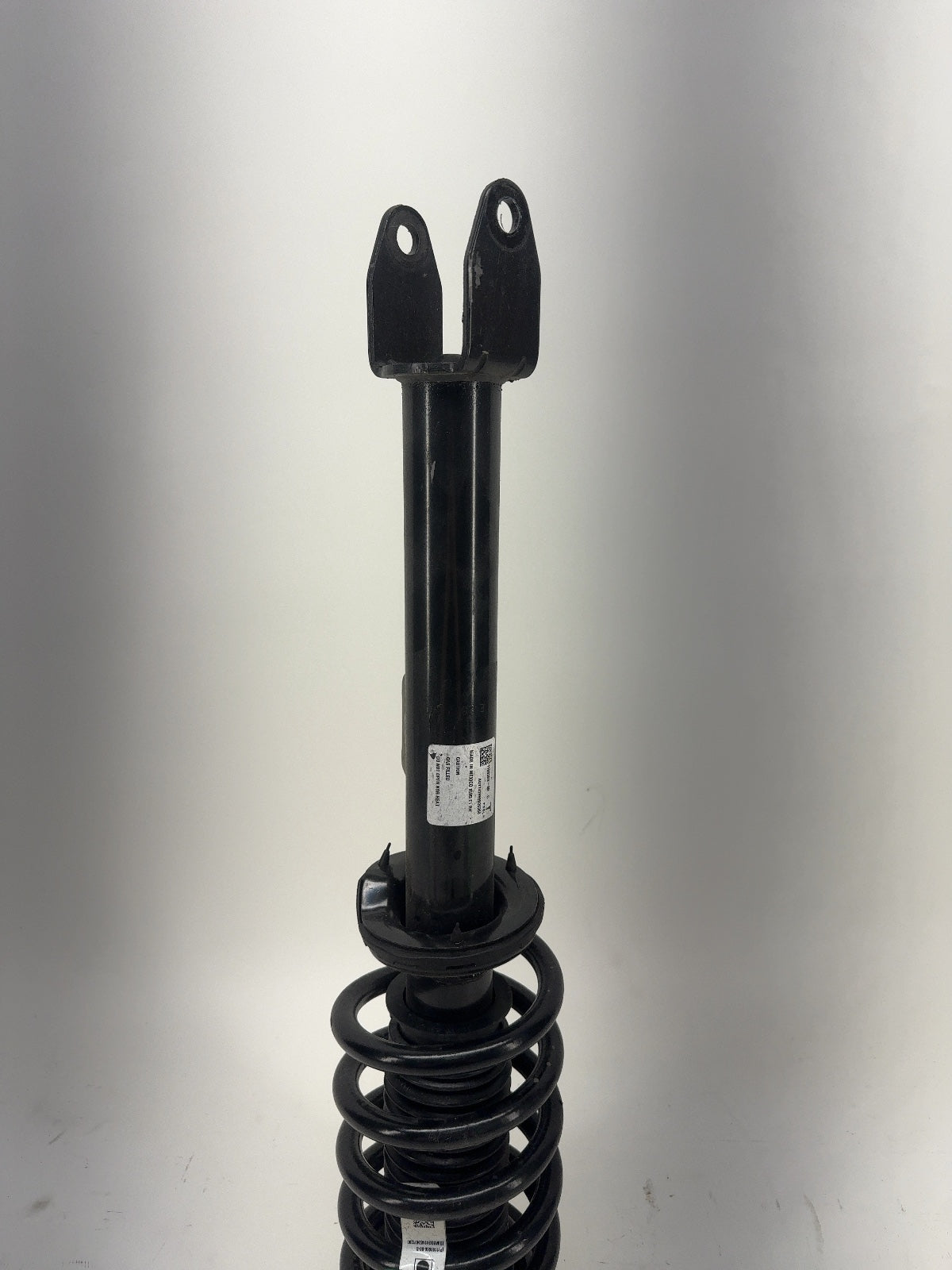 2024 Tesla Model Y Front Right Strut Absorber 1188369-00-C