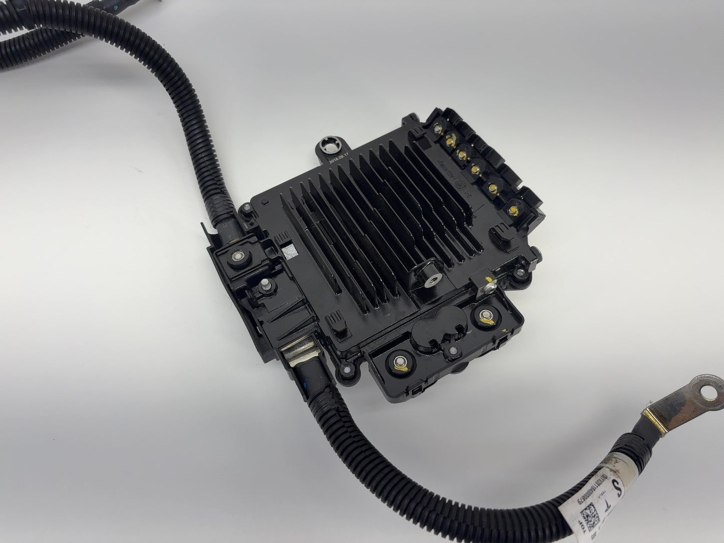 2018 Tesla Model S Efuse Module 1112379-00-G