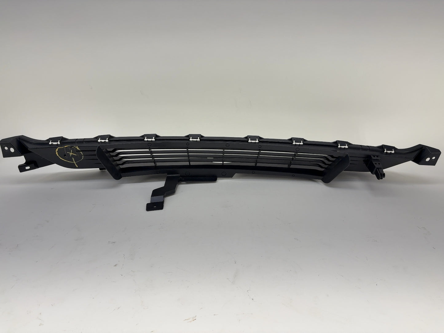 2026 Tesla Model Y Juniper Front Lower Grille Note 1983889-00-D