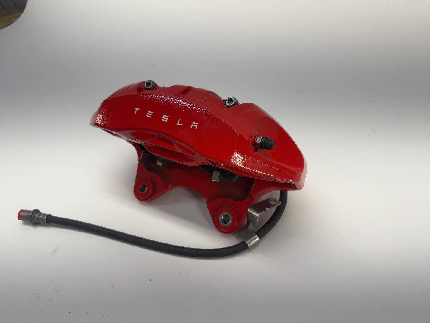 2022-2023 Tesla Model 3 Front Right Brake Caliper Sport 1044642-00-G