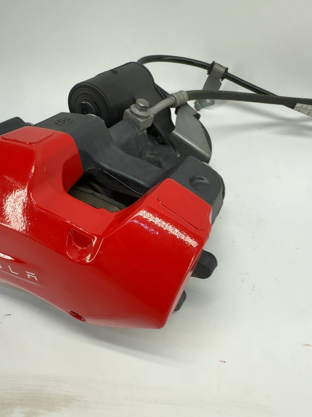 2022-2023 Tesla Model Y Brake Caliper Rear Left Performance 1188643-00-C